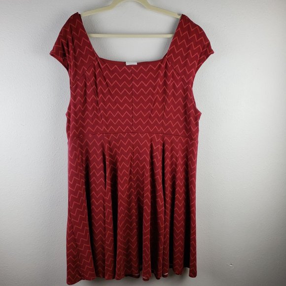 Torrid Her Universe Womens Size 3X Mary Poppins Red Cap Sleeve Dress - Picture 7 of 7